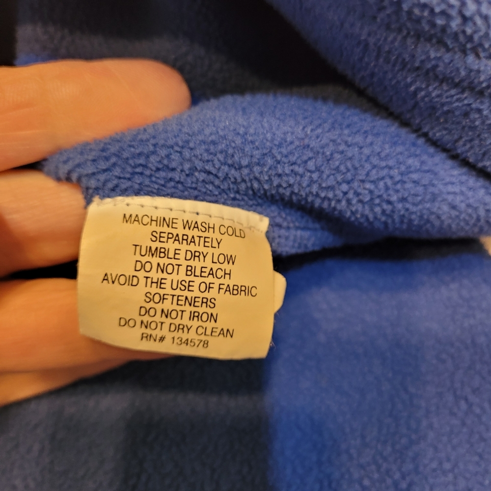 Vineyard Vines Blue‎ 1/4 Zip Fleece Top, Size M - Picture 8 of 8